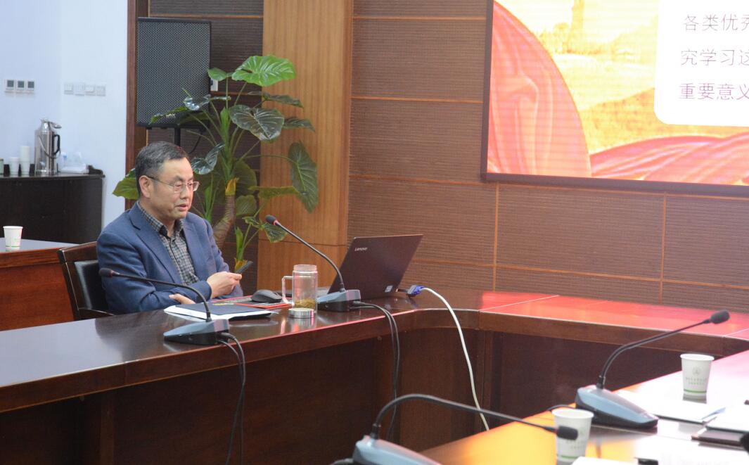 a2cefc79f3f34c7886a45c60a9944f86.jpg 1.jpg